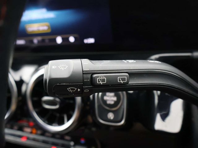 Mercedes-Benz B Class