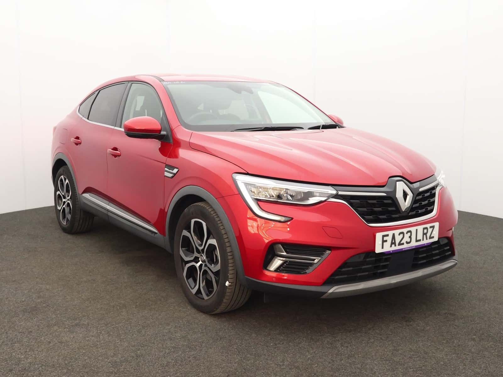 Renault Arkana listing photo