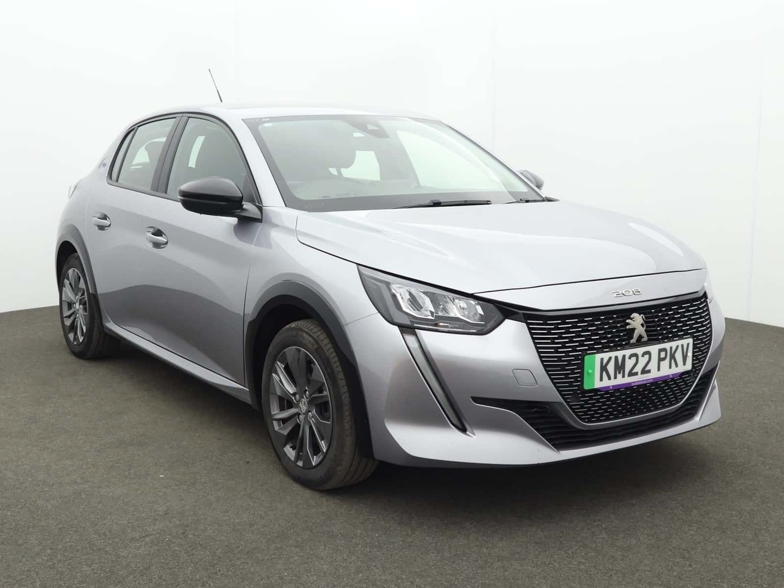 Peugeot E-208 listing photo