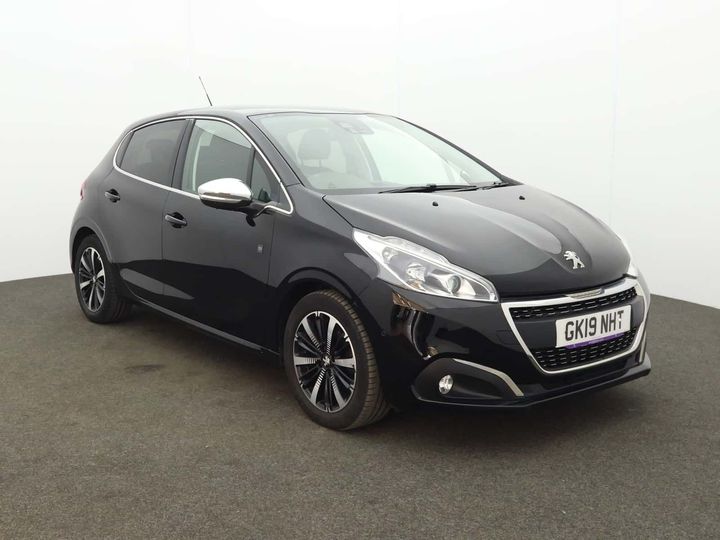 2019 PEUGEOT 208 PEUGEOT 208 1.2 PURETECH 82 TECH EDITION 5DR MANUAL PETROL 15,009 03... photo