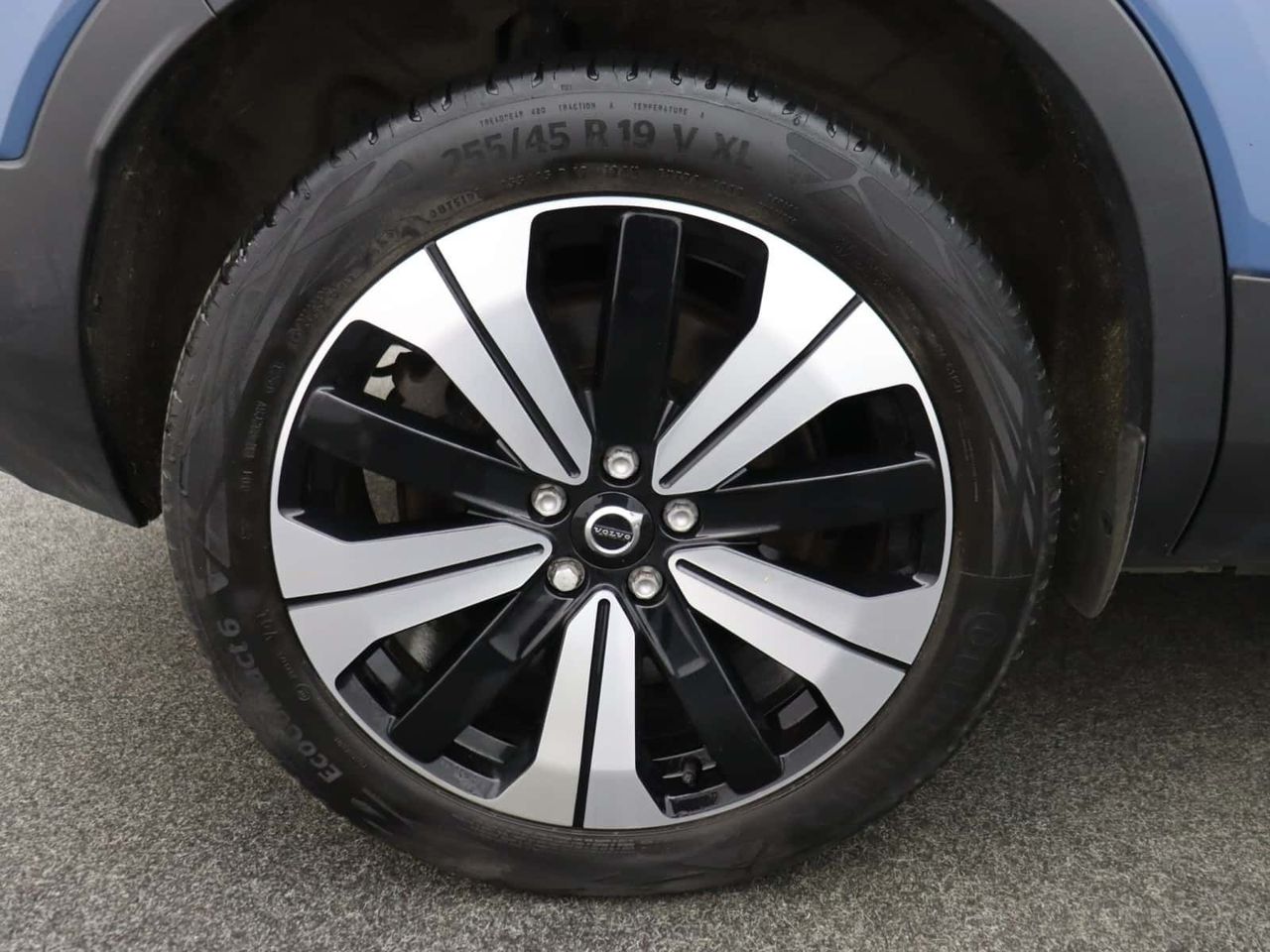 Volvo C40