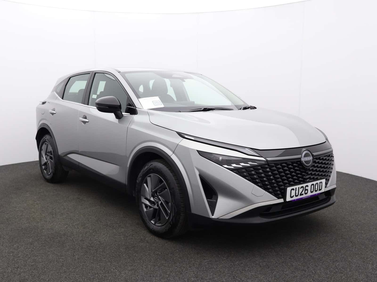 Nissan Qashqai listing photo