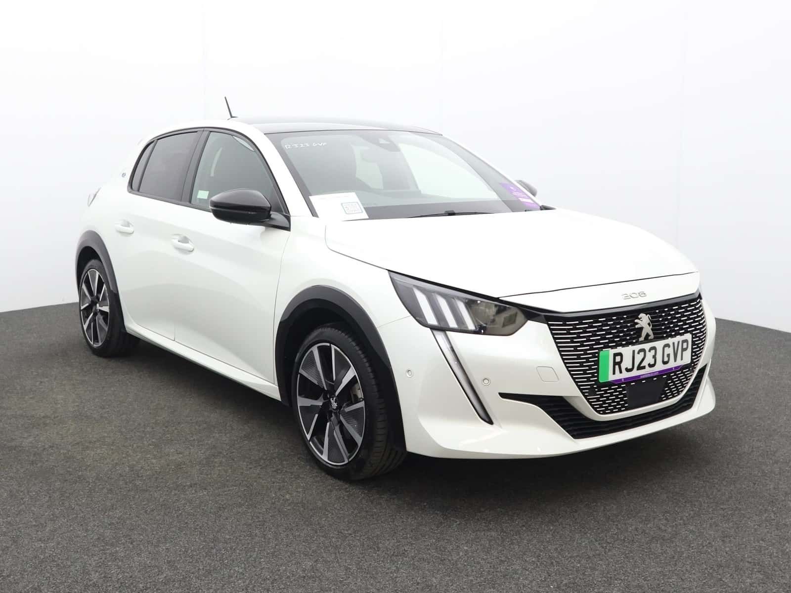 Peugeot E-208 listing photo