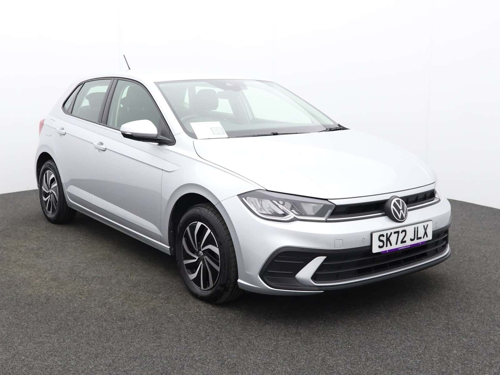 Volkswagen Polo listing photo