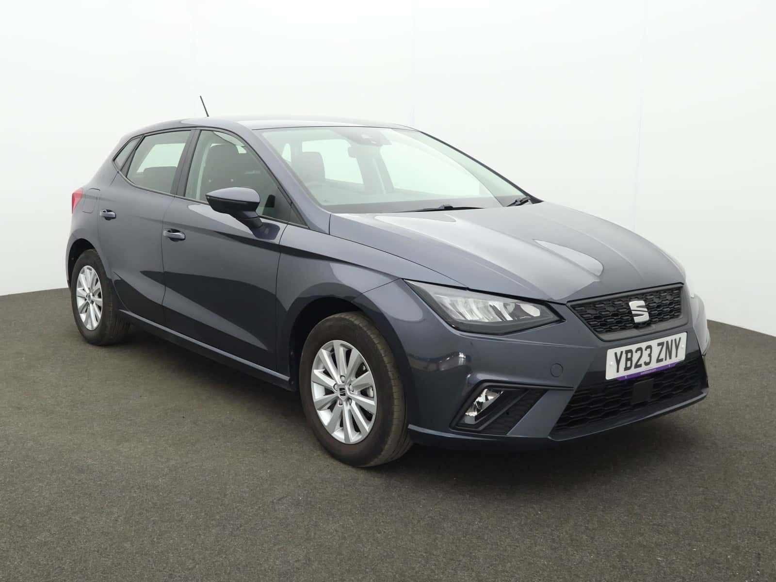 SEAT Ibiza listing photo