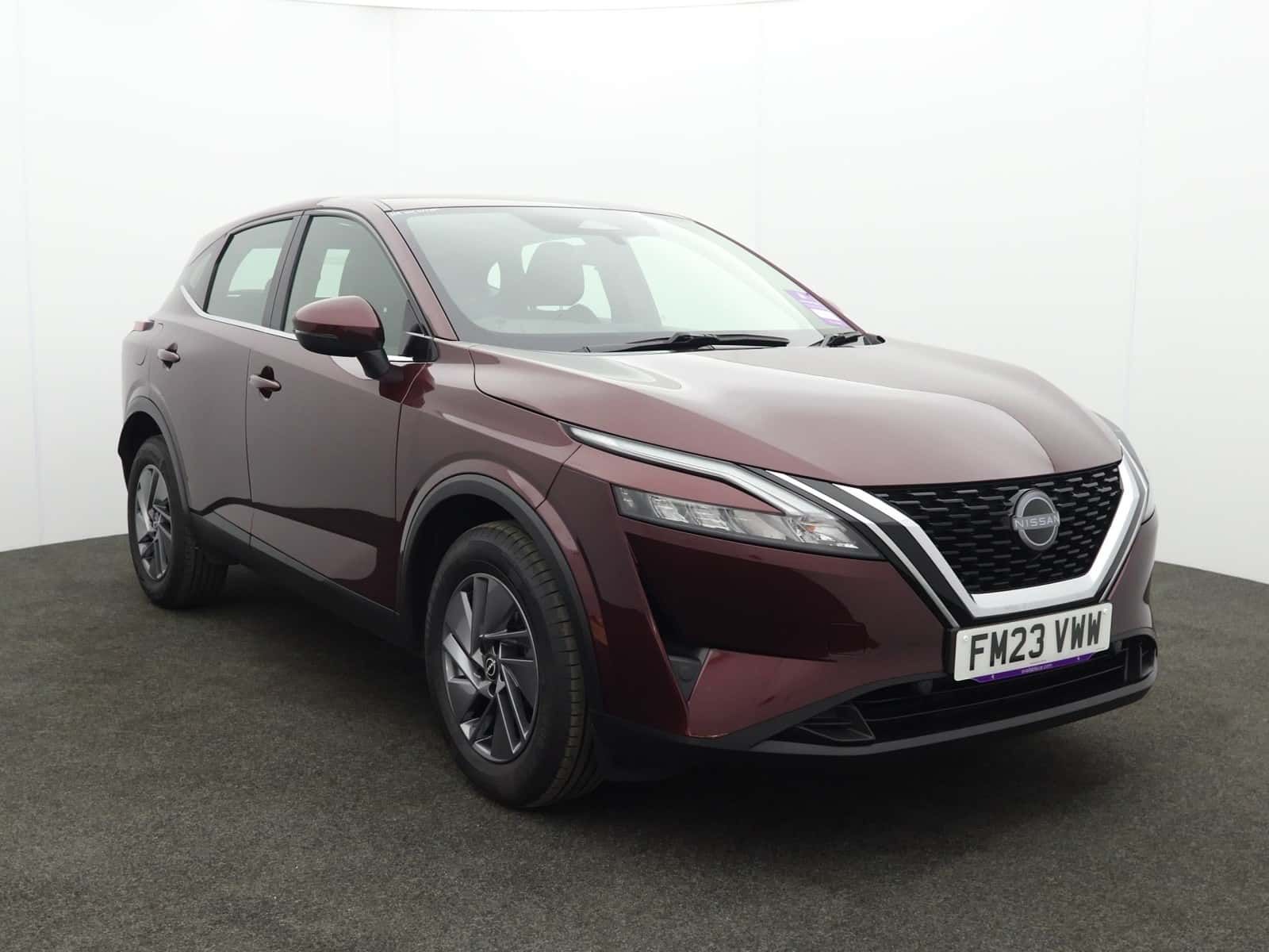 Nissan Qashqai listing photo
