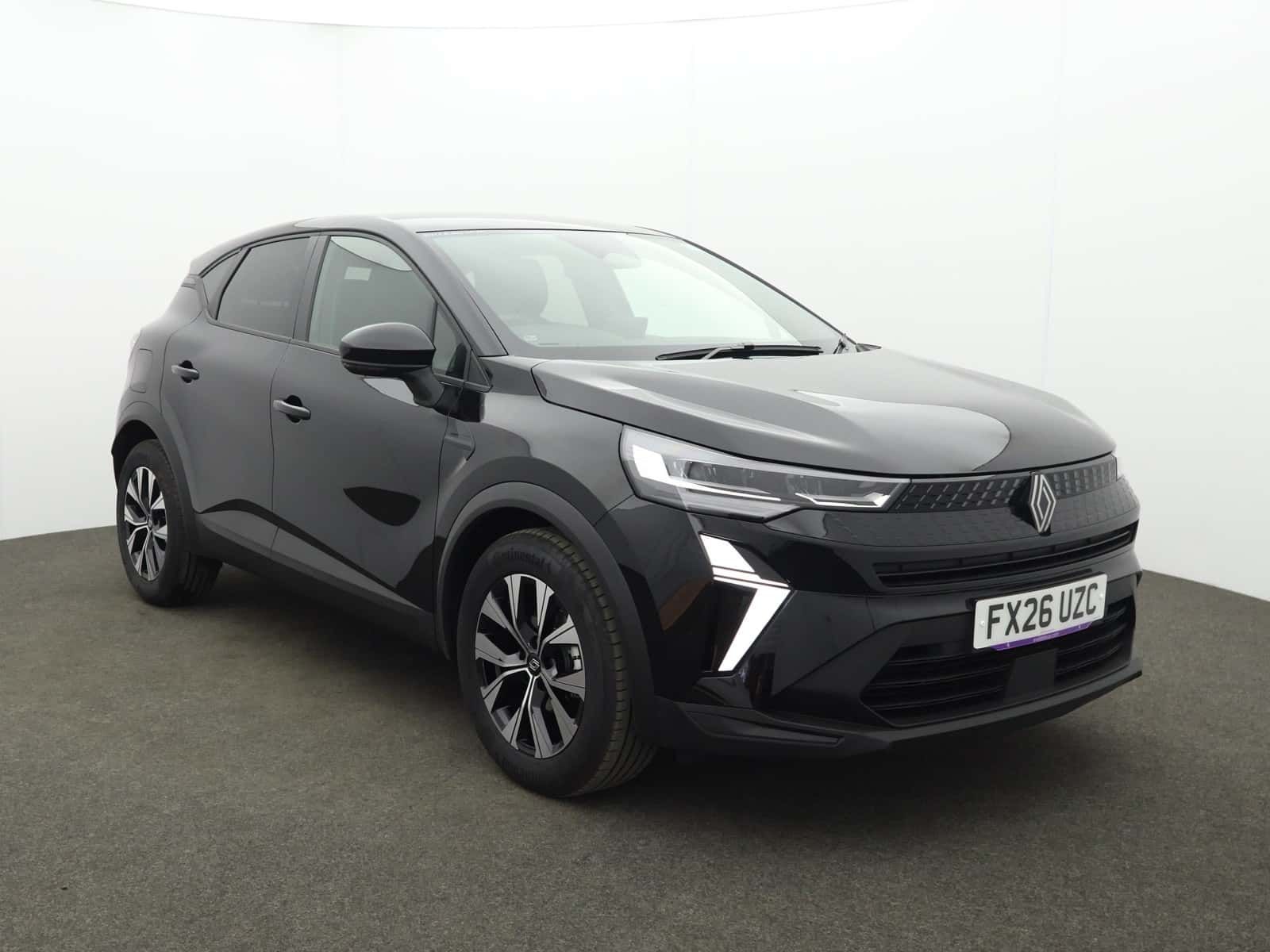 Renault Captur listing photo