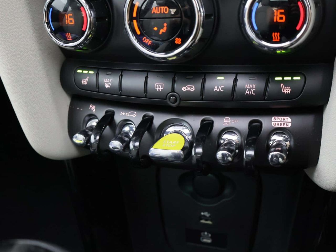 MINI Electric Hatch