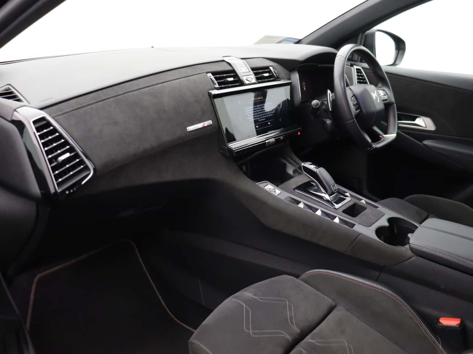 DS AUTOMOBILES DS 7 CROSSBACK