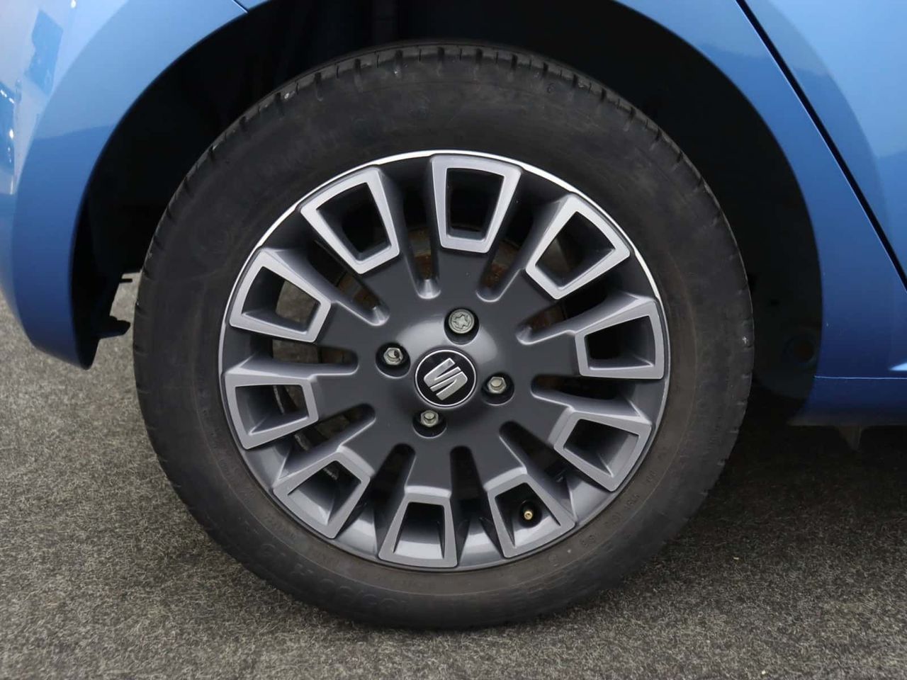 SEAT Mii