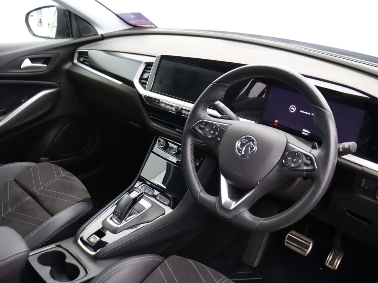 Vauxhall Grandland 