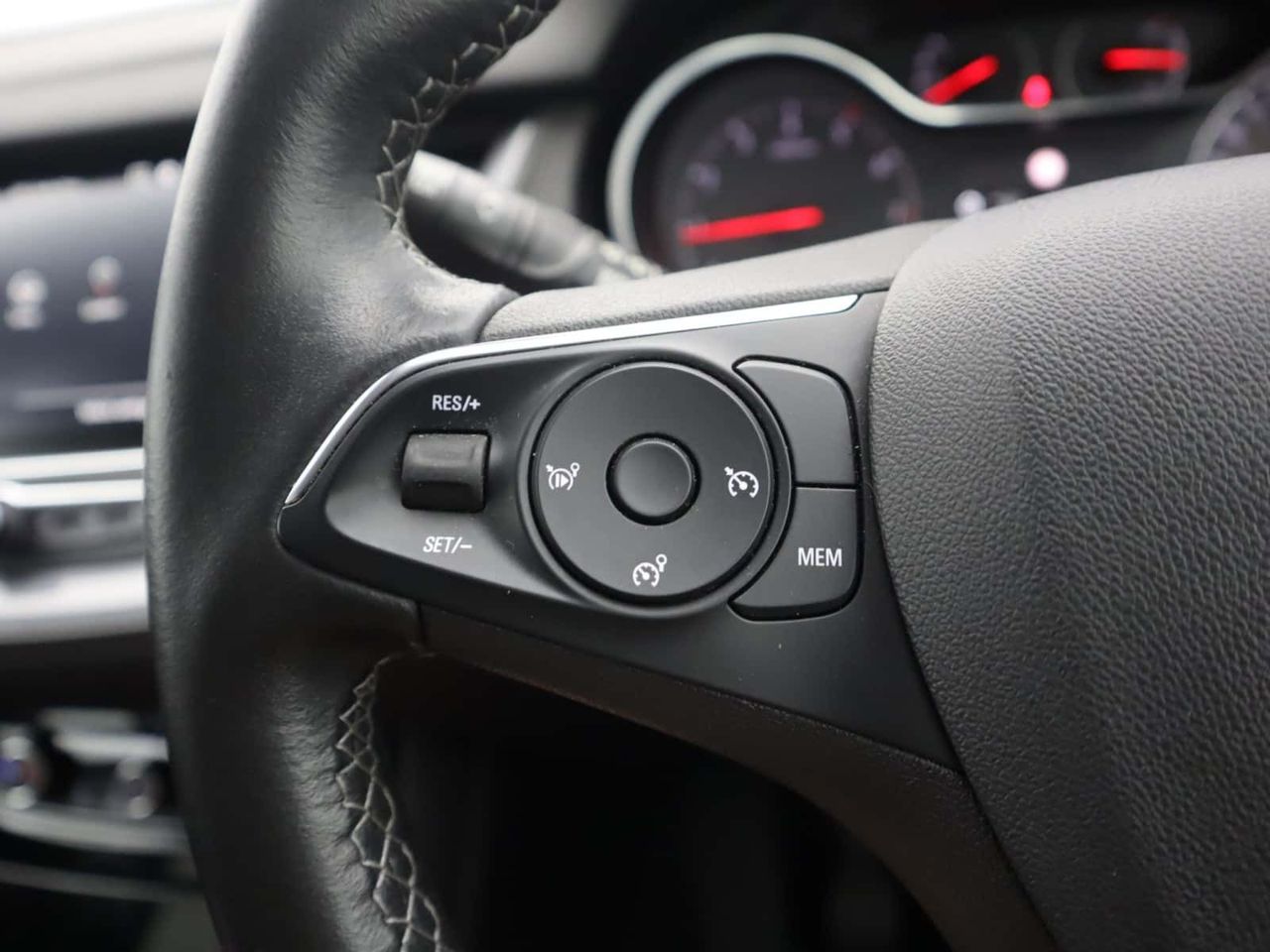Vauxhall Grandland X 