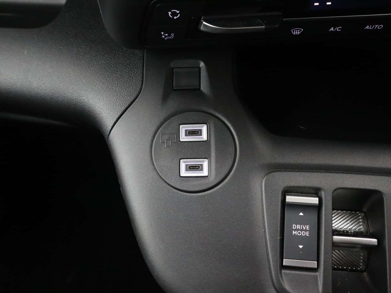 Vauxhall Combo Life Electric 