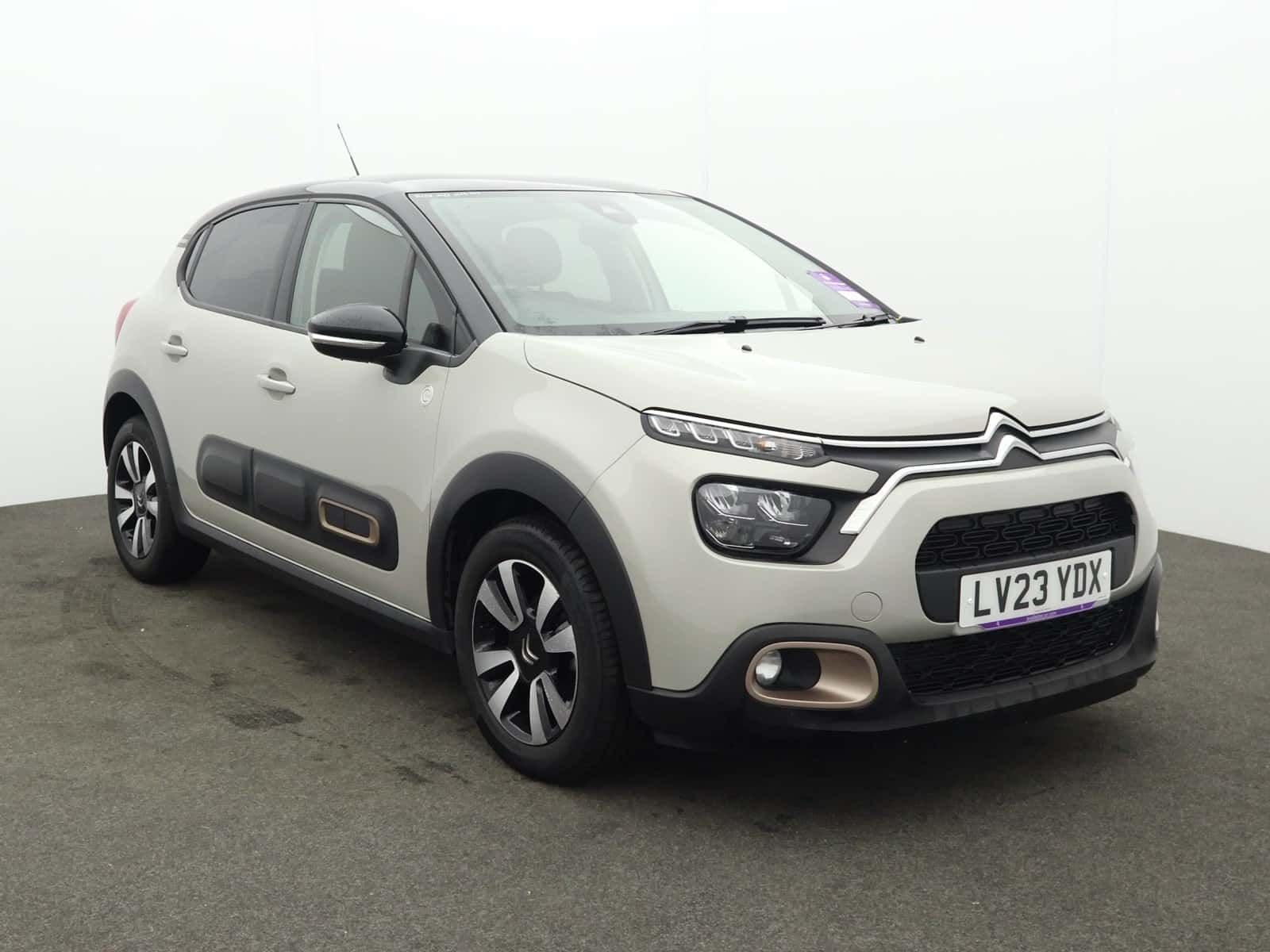 Citroen C3 listing photo