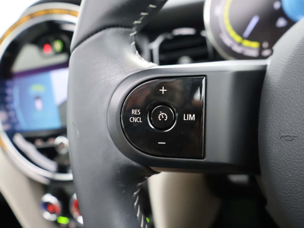 MINI Electric Hatch