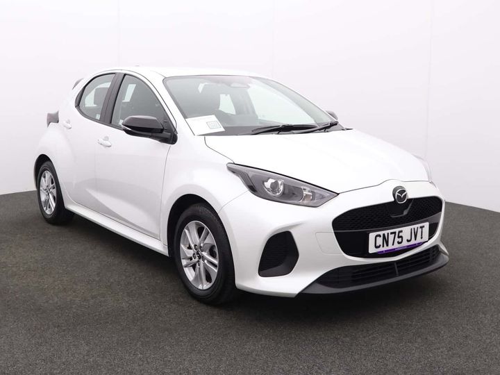 2025 mazda 2 hybrid  2 1.5i hybrid centre line 5dr cvt automatic petrol hybrid 5,391 10/2025 only £17,599 per month £266.60... photo