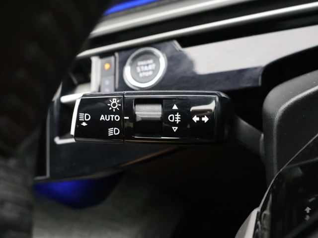 Peugeot E-3008