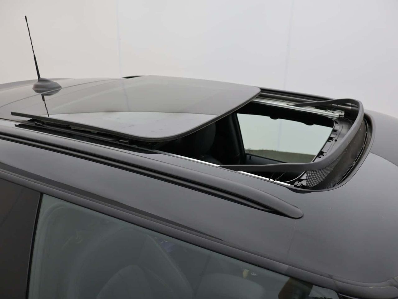 MINI Electric Hatch