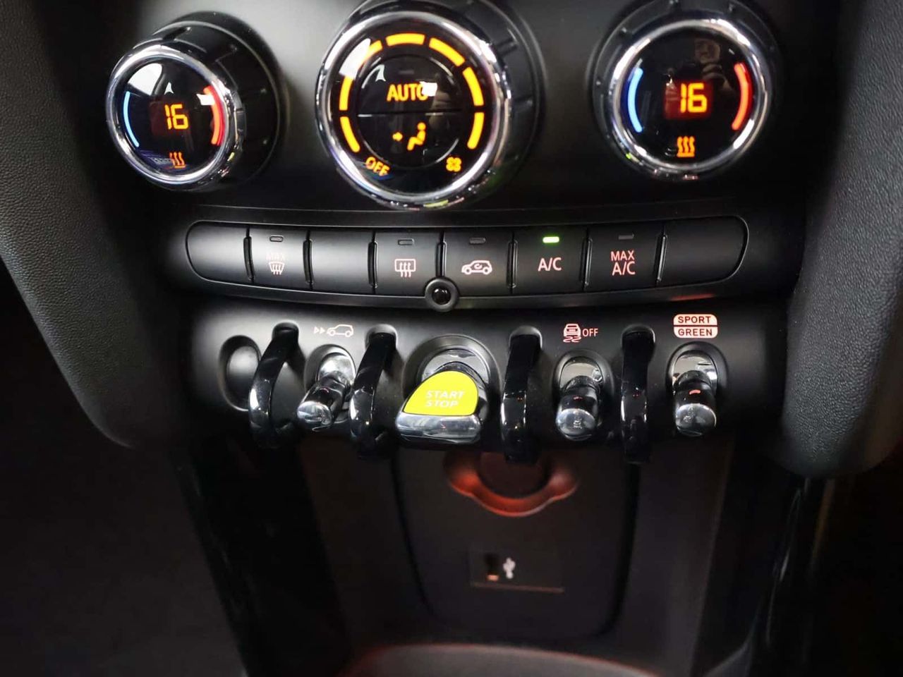 MINI Electric Hatch