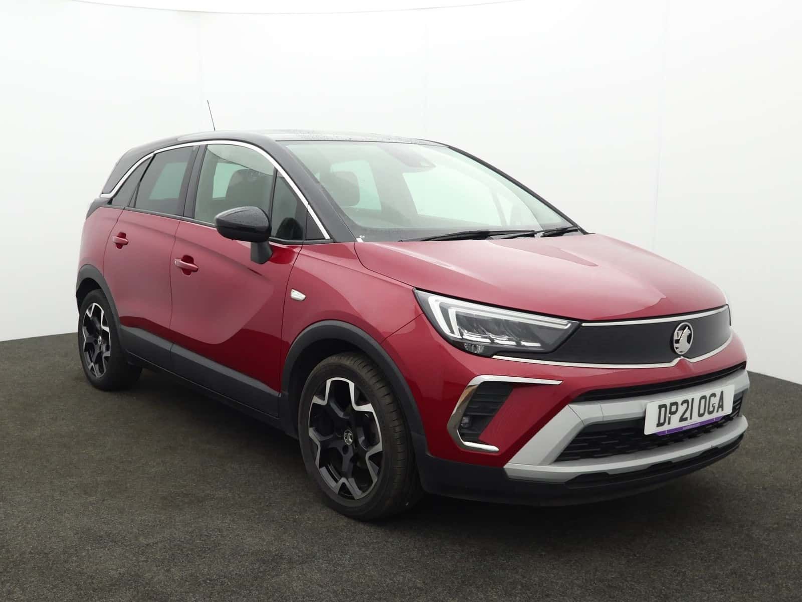 Vauxhall Crossland listing photo