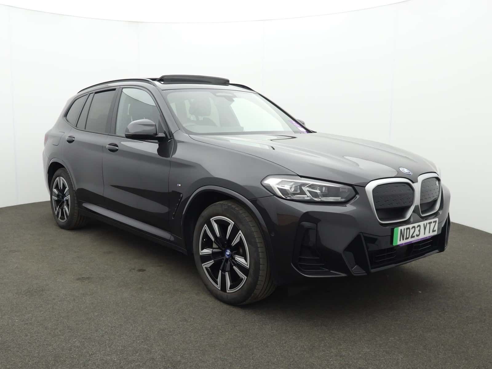 BMW iX3 listing photo