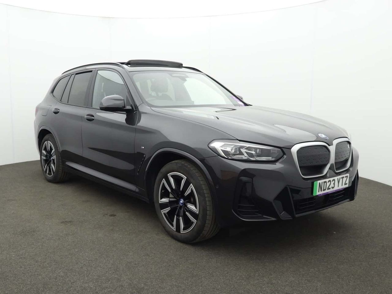 BMW iX3