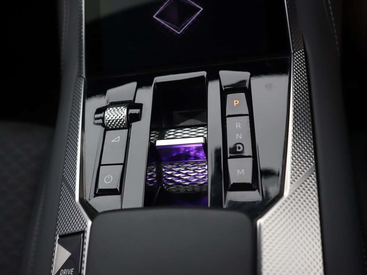 DS AUTOMOBILES DS 4 