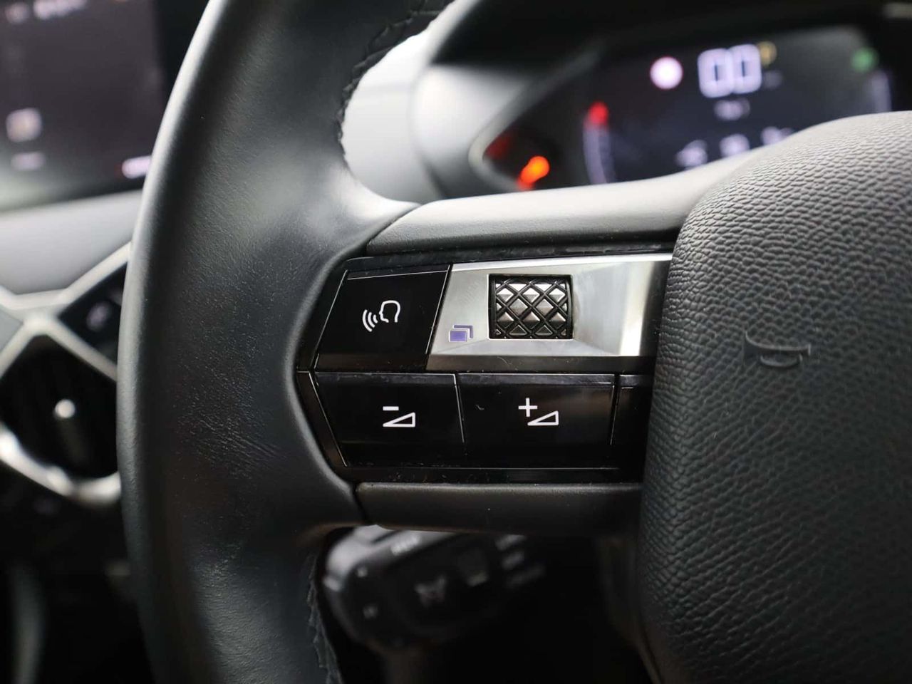 DS AUTOMOBILES DS 3 CROSSBACK 
