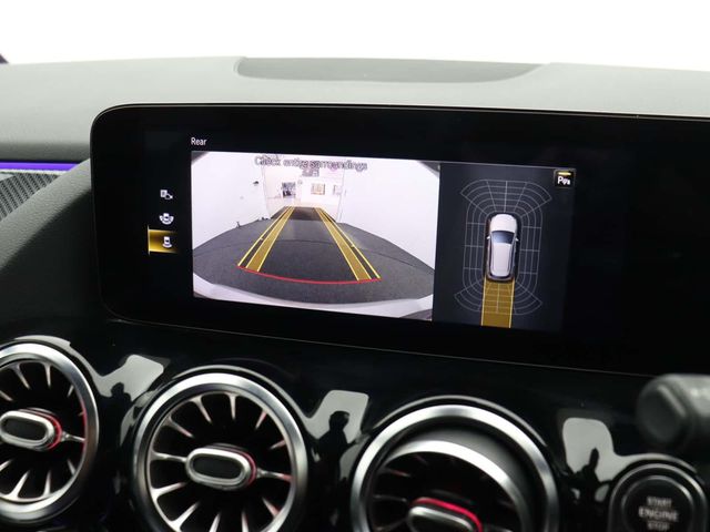 Mercedes-Benz B Class