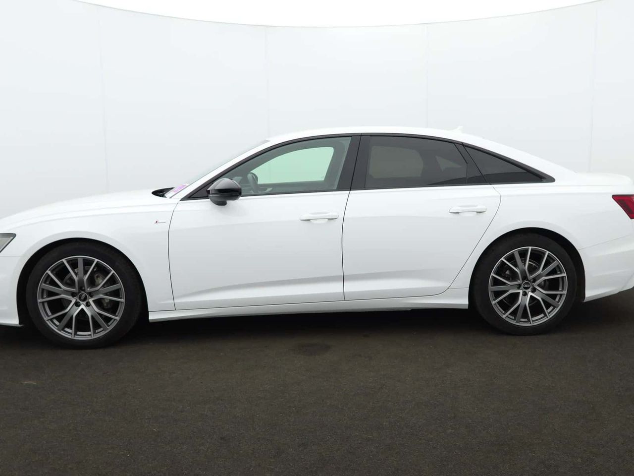 Audi A6 Saloon 