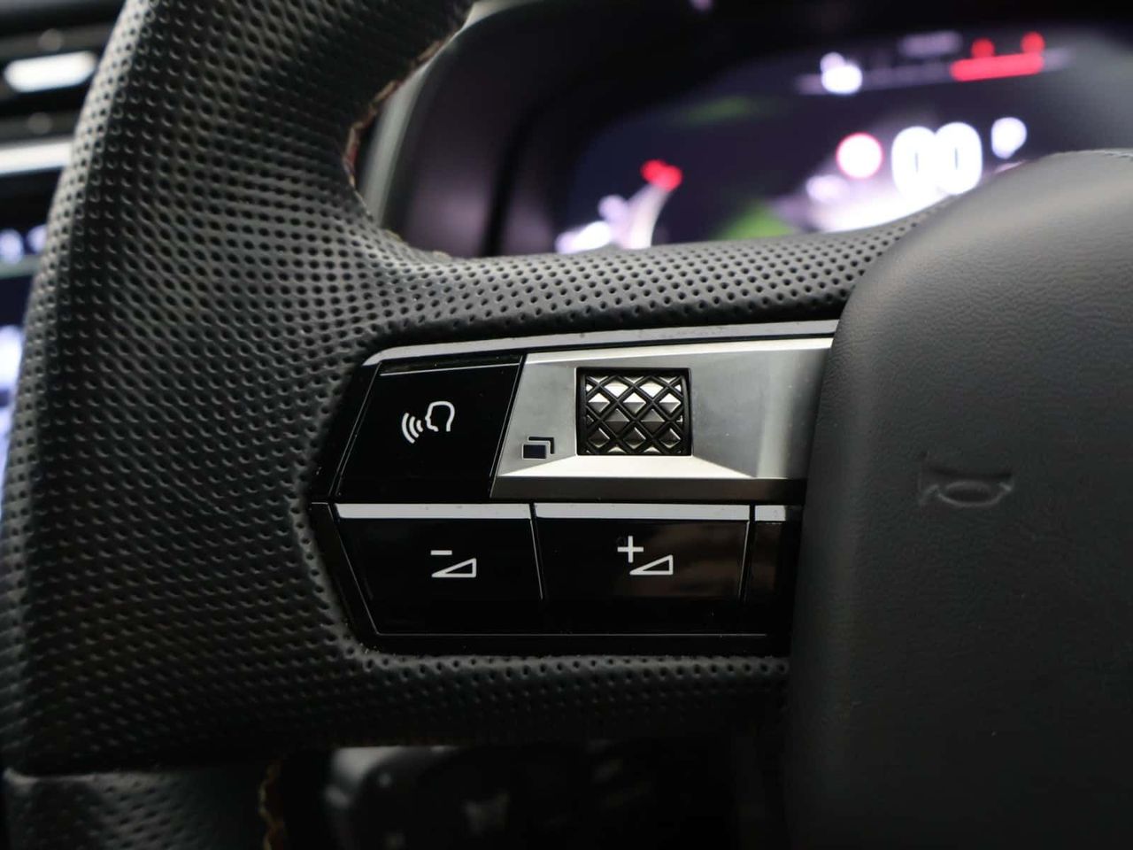 DS AUTOMOBILES DS 7