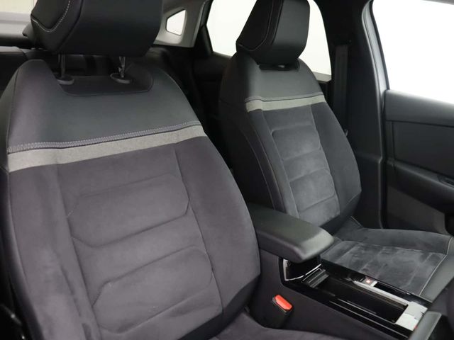 Citroen e-C4 X