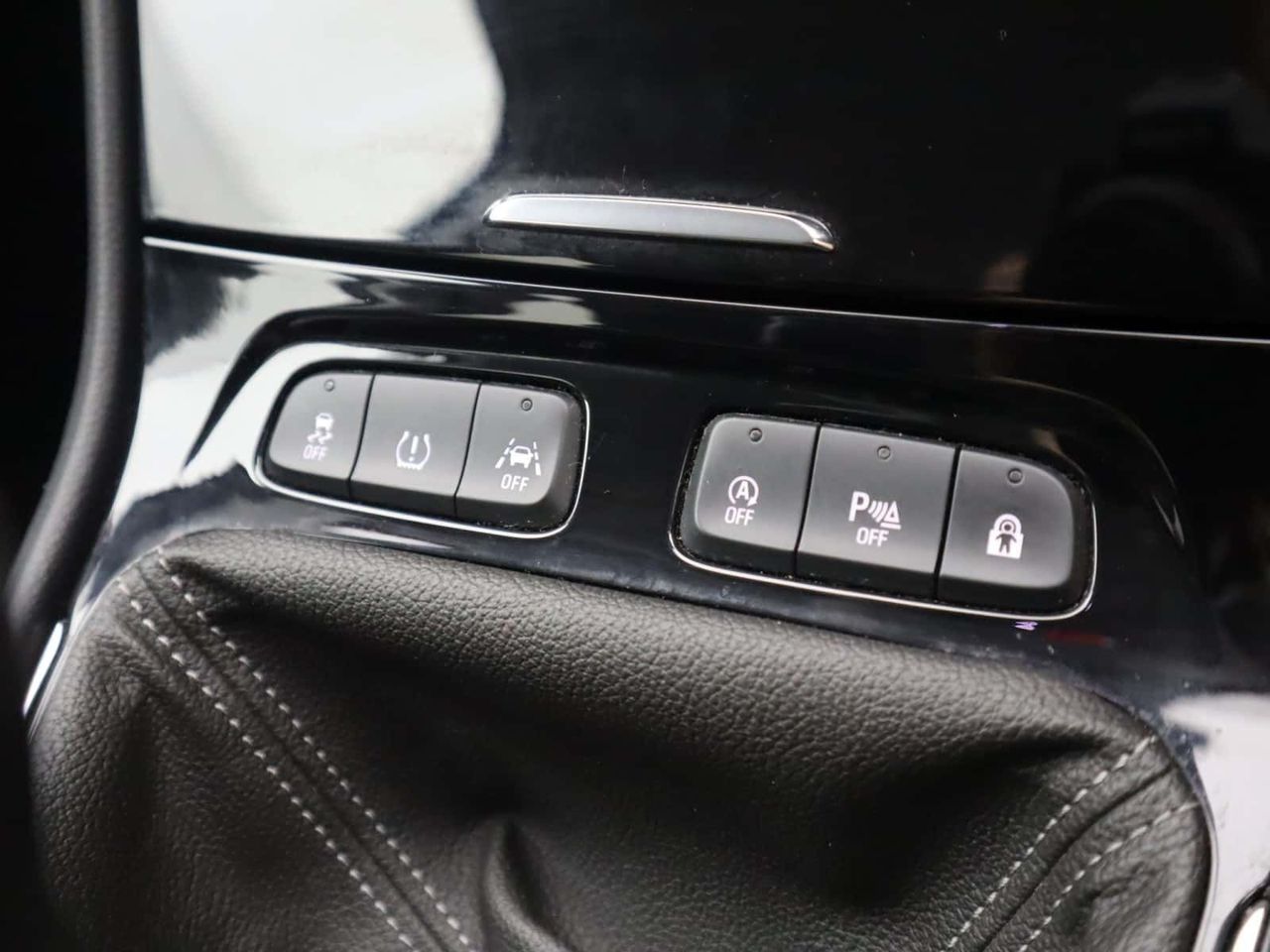 Vauxhall Grandland X 