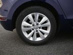 Volkswagen Golf SV 
