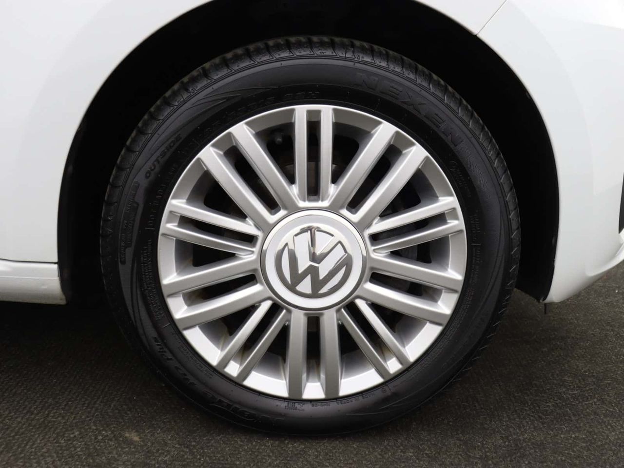 Volkswagen up! 