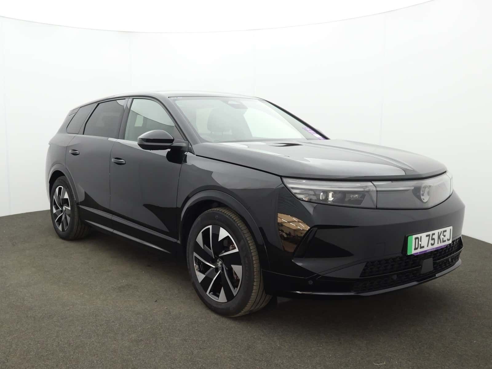 Vauxhall Grandland Electric listing photo