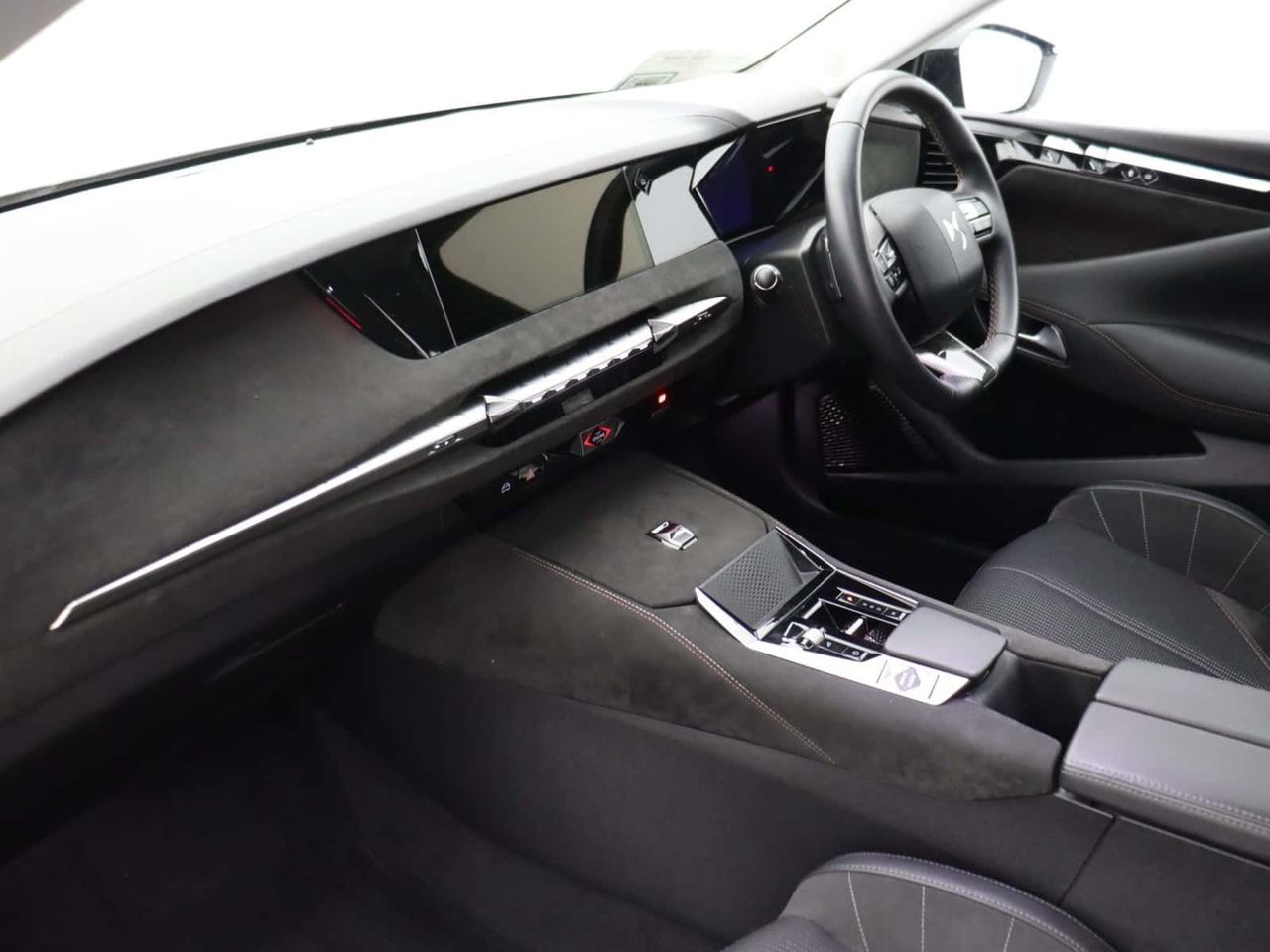 DS AUTOMOBILES DS 4