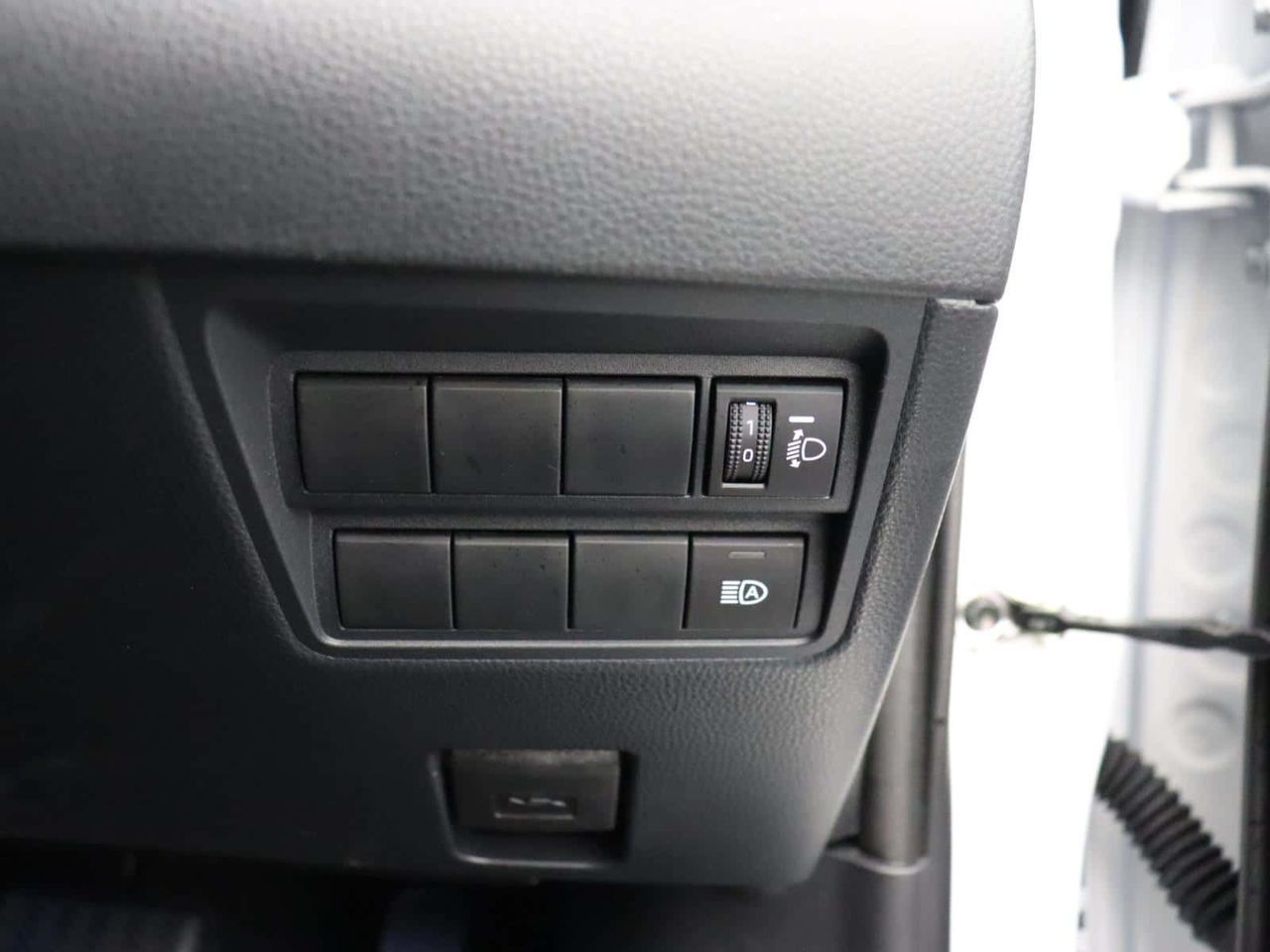 Mazda Mazda2 HYBRID 