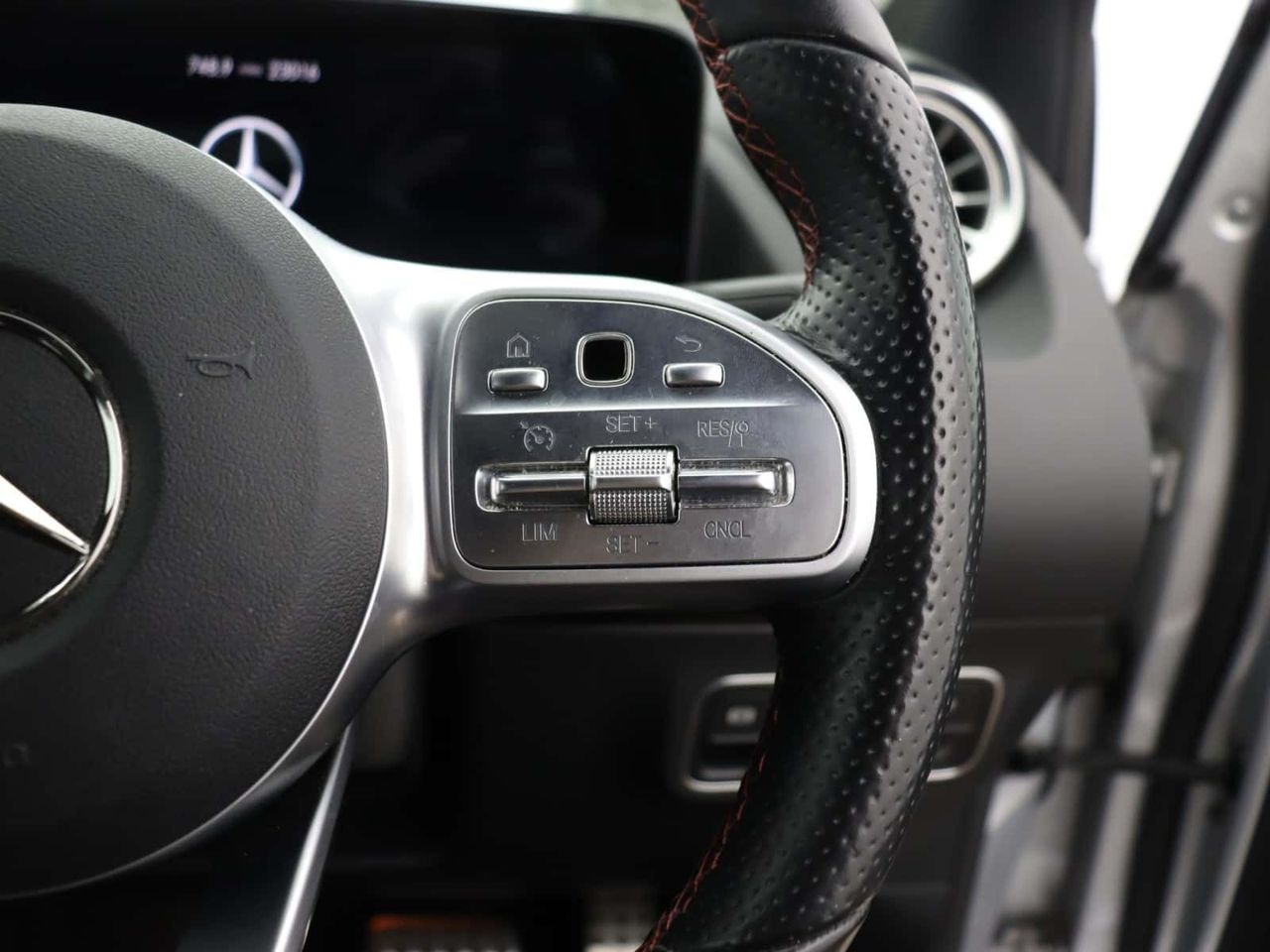 Mercedes-Benz B Class