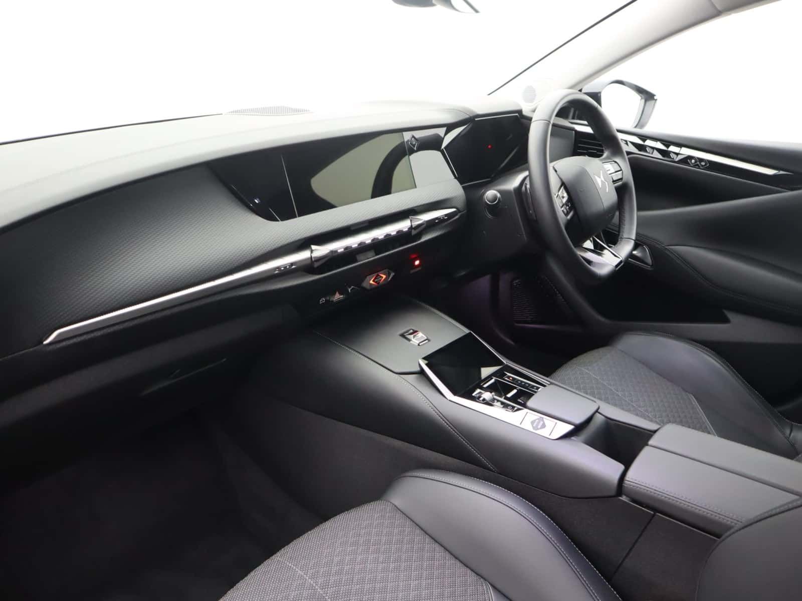DS AUTOMOBILES DS 4