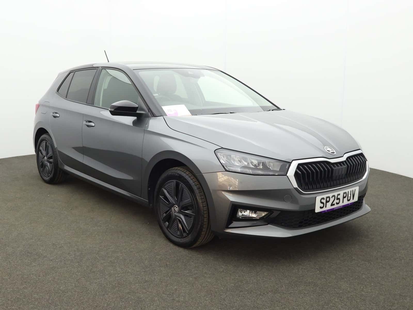 Skoda Fabia listing photo