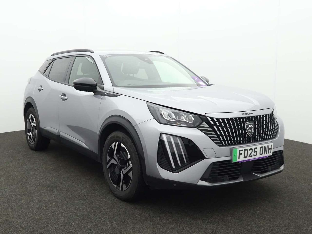 Peugeot E-2008