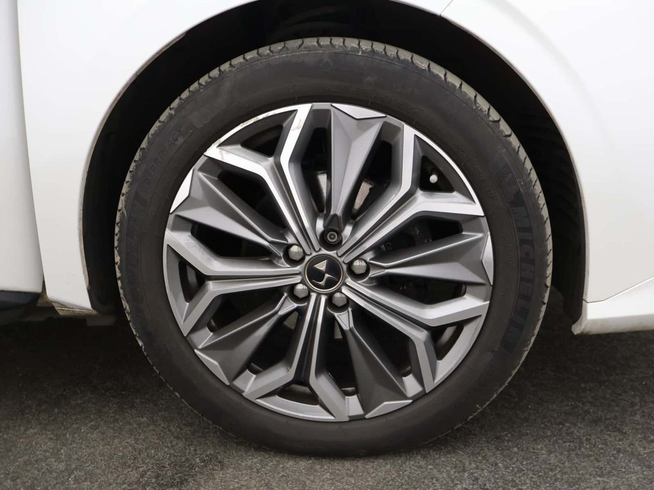 DS AUTOMOBILES DS 4