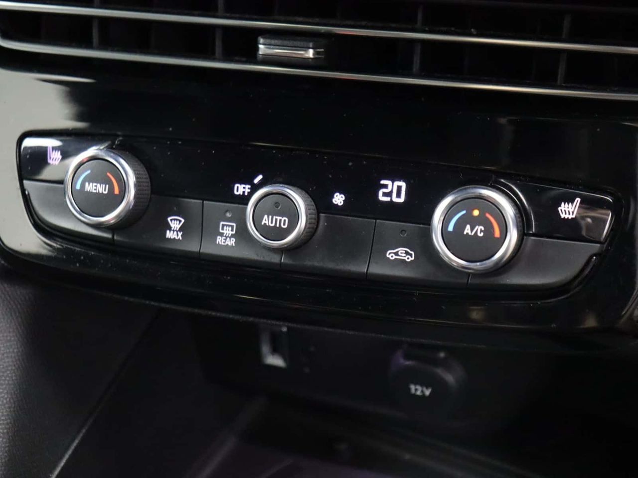 Vauxhall Mokka-e 