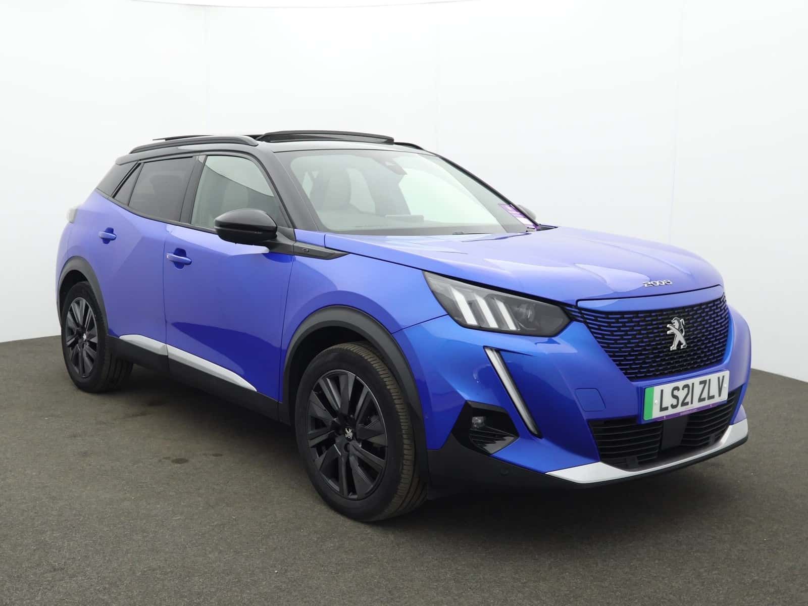 Peugeot E-2008 listing photo