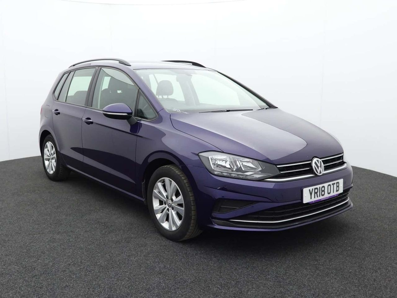 Volkswagen Golf SV 