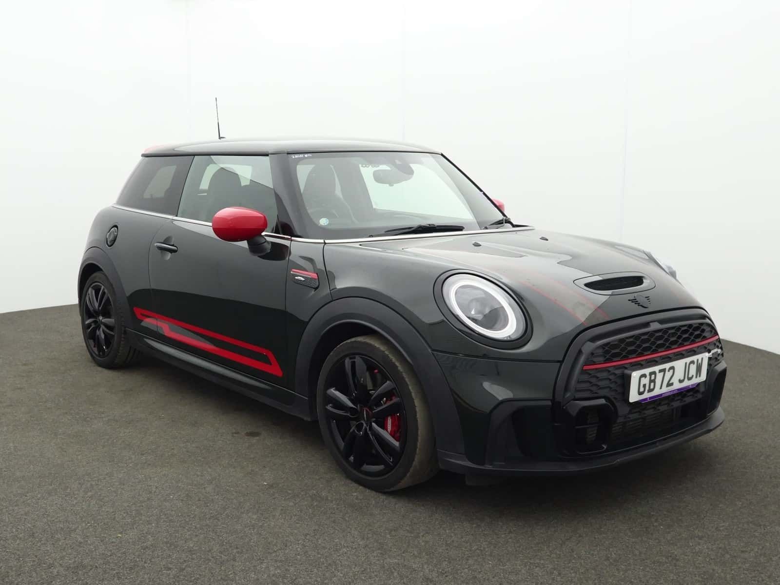 MINI Hatch listing photo