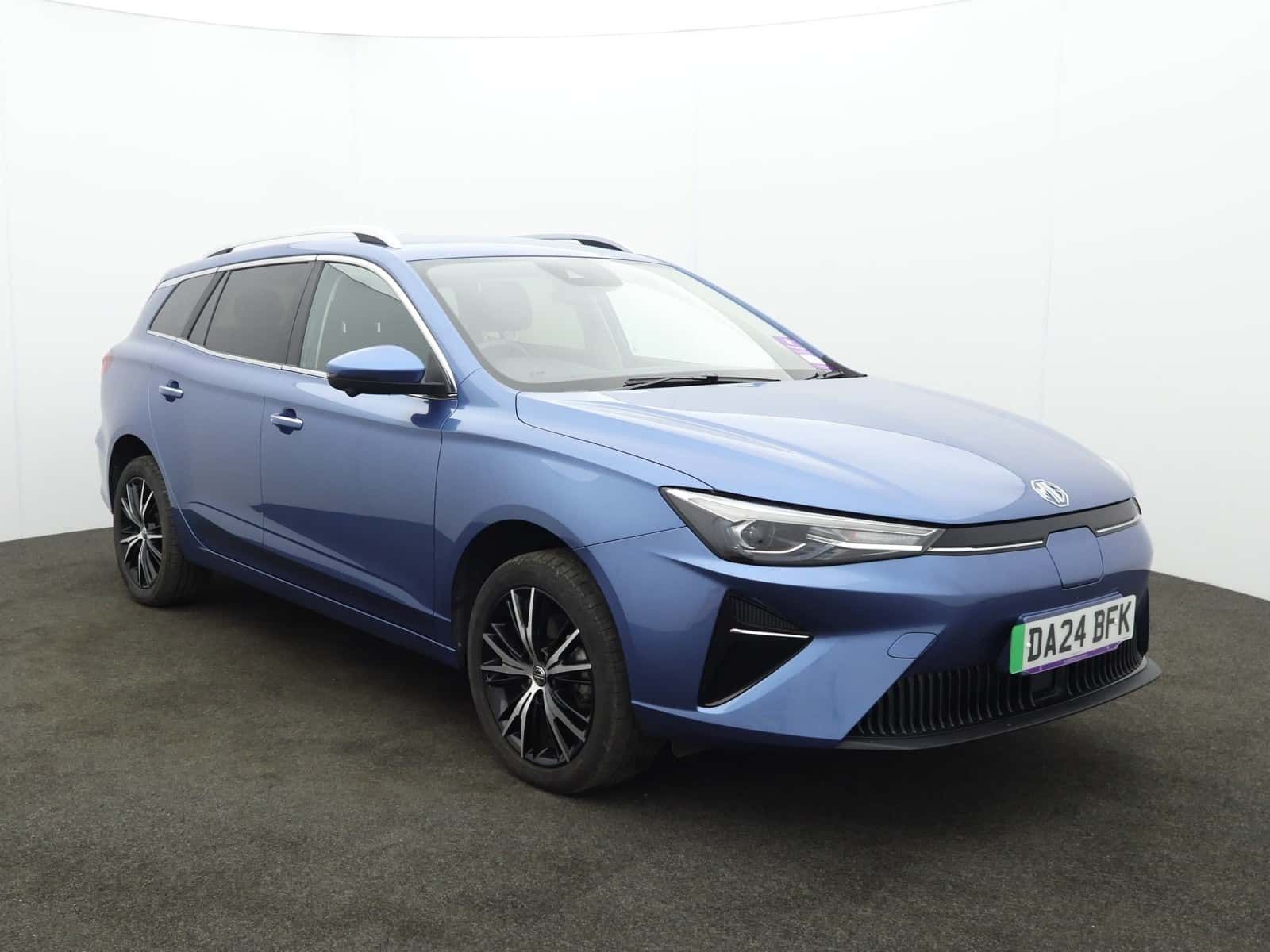 MG Mg5 listing photo