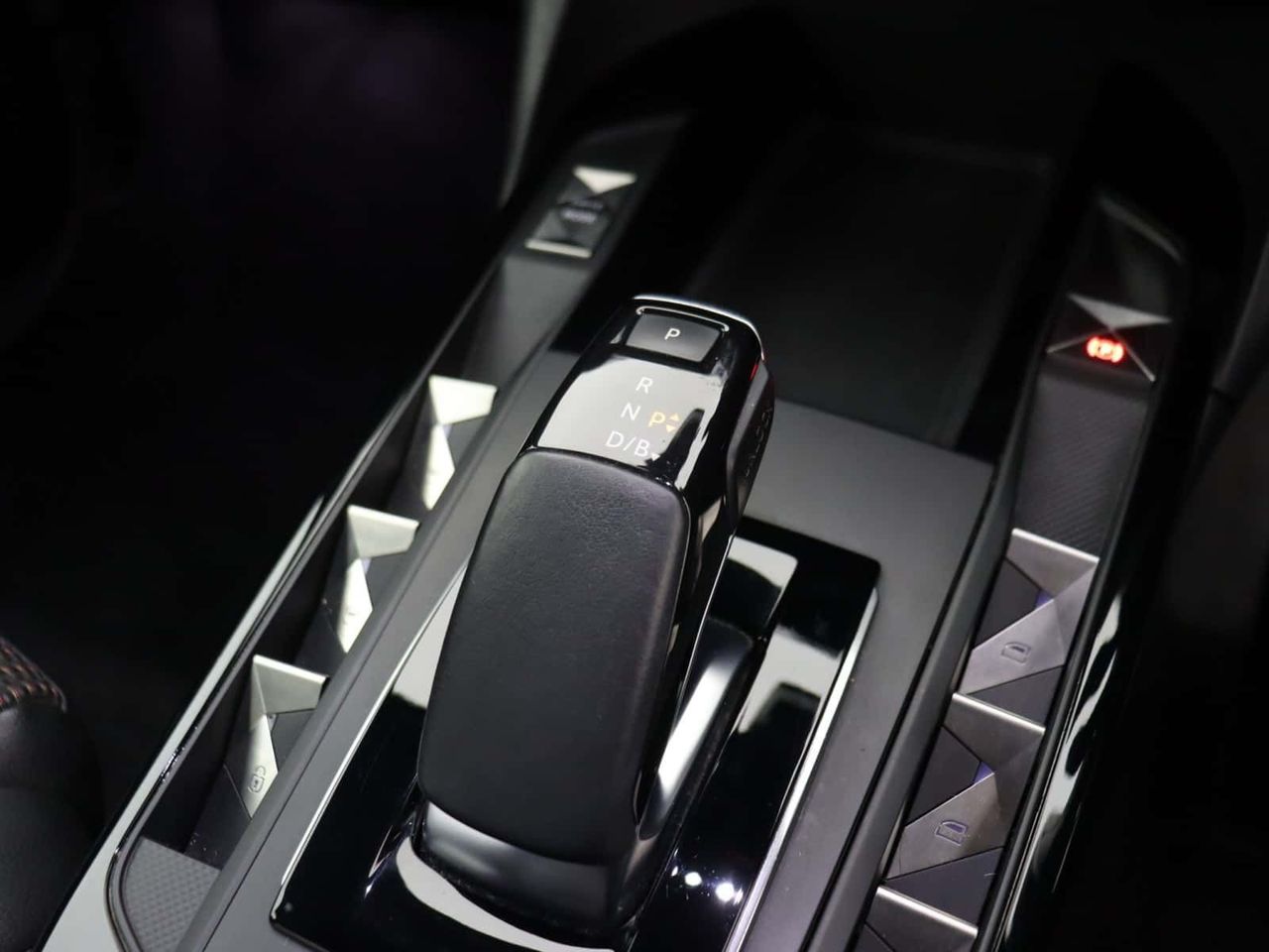DS AUTOMOBILES DS 3 CROSSBACK