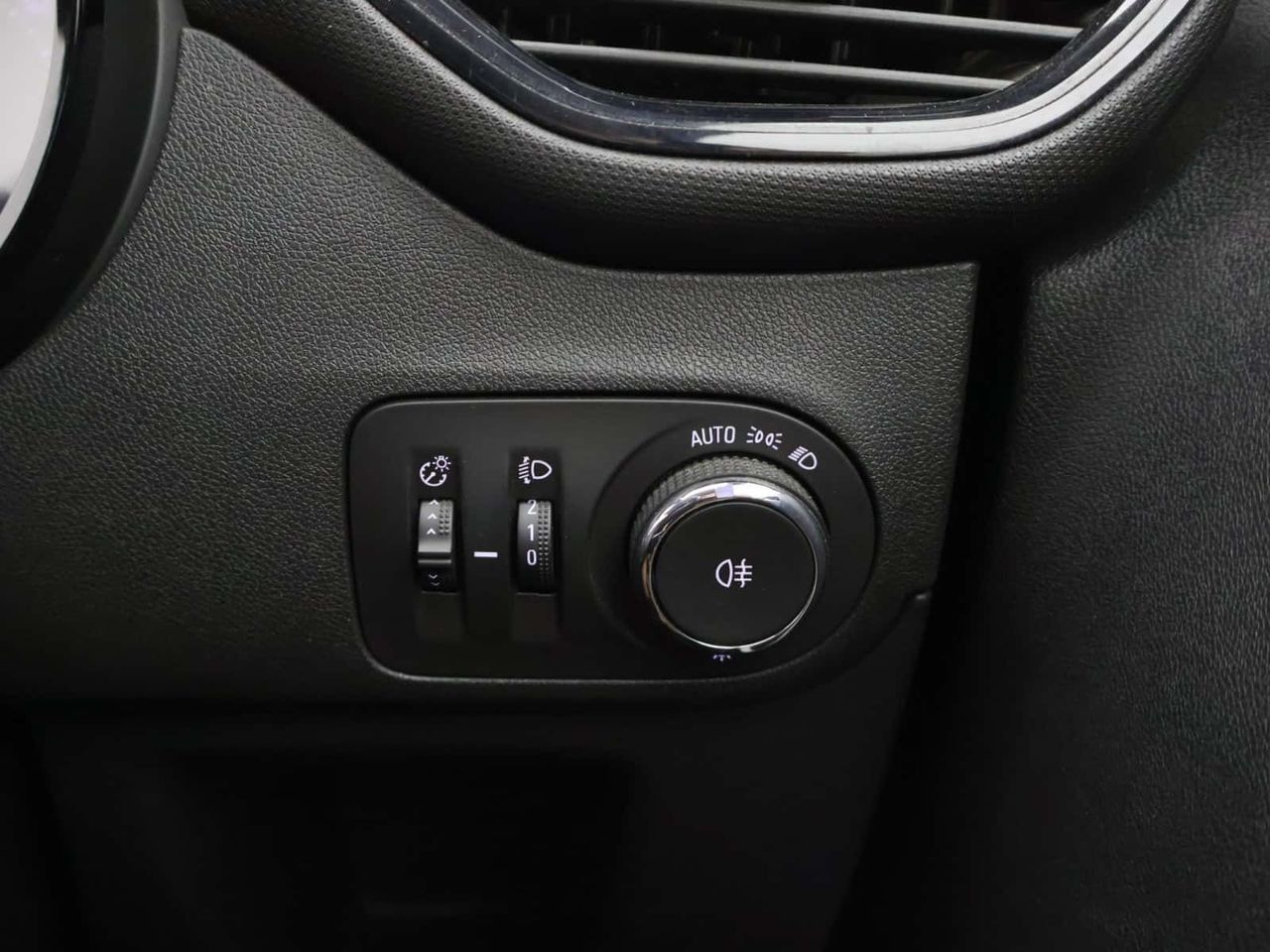 Vauxhall Crossland X